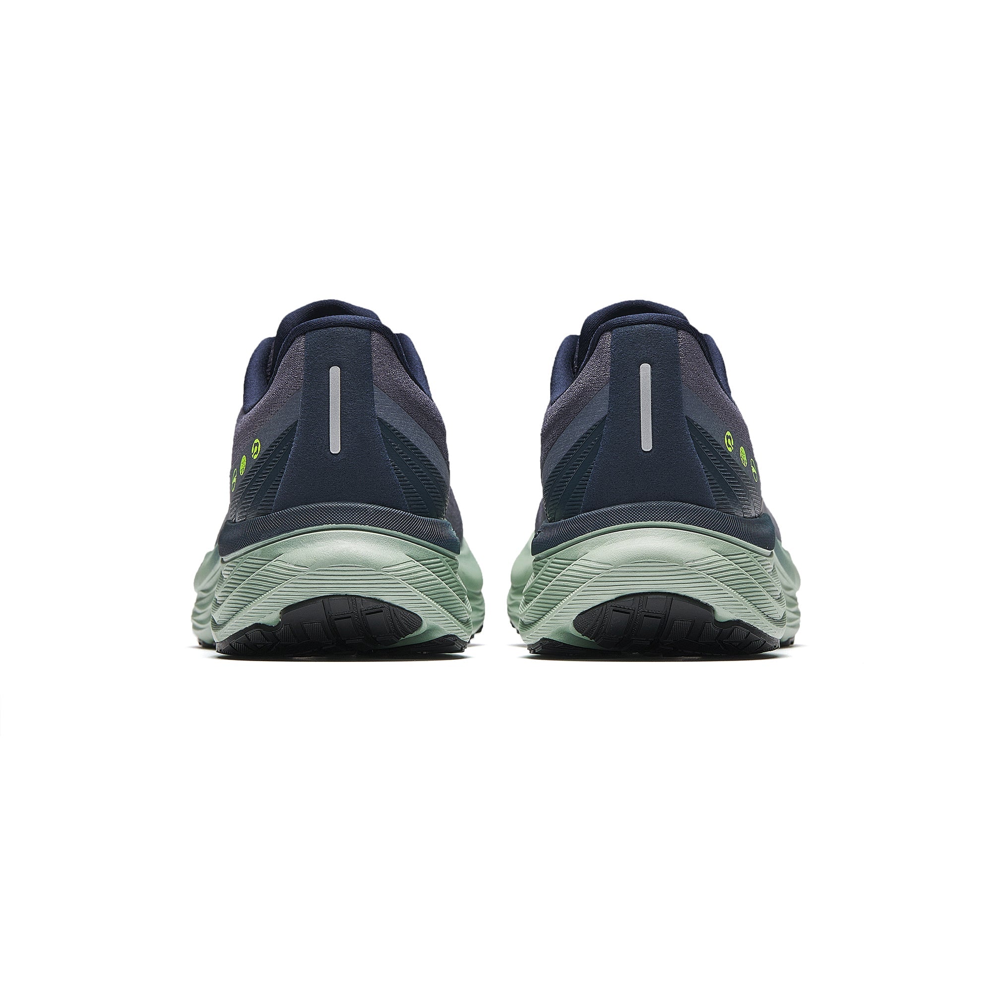 Men's ANTA PG7 2