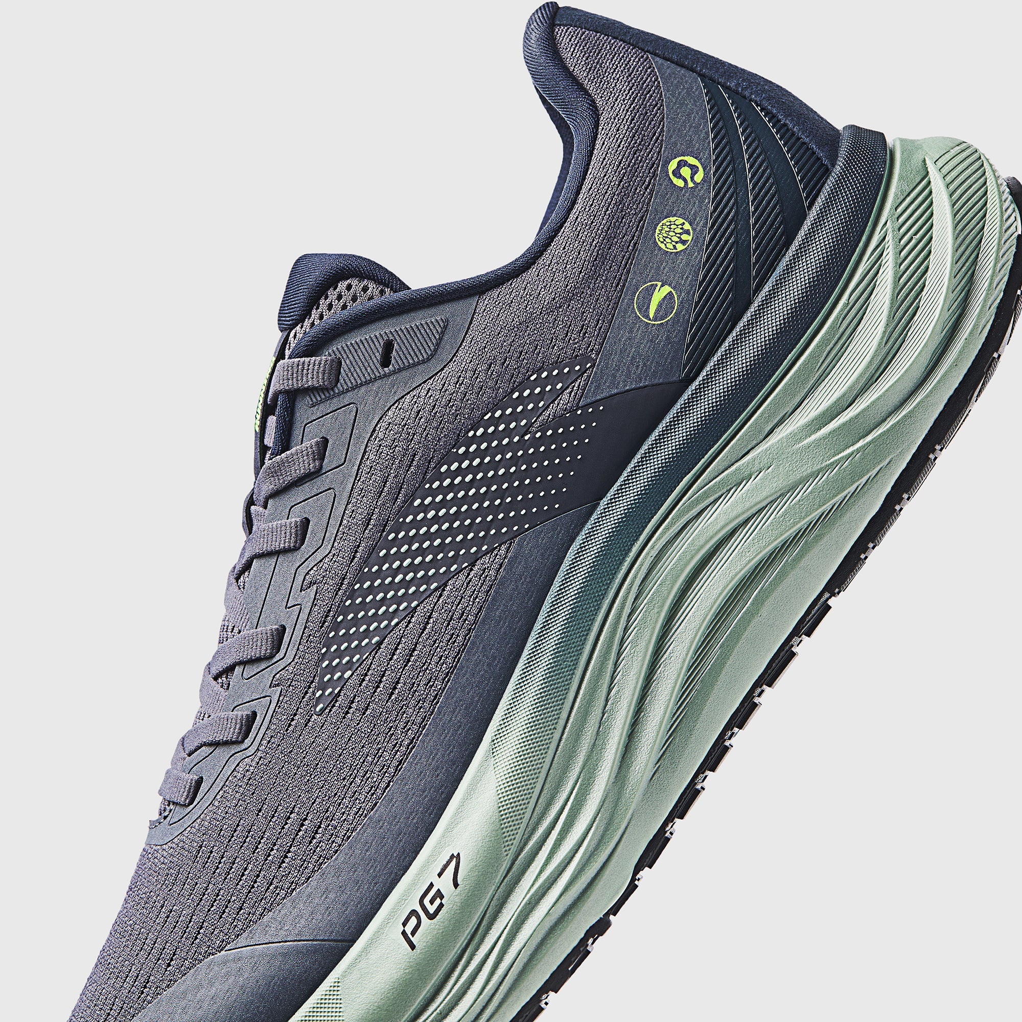 Men's ANTA PG7 2