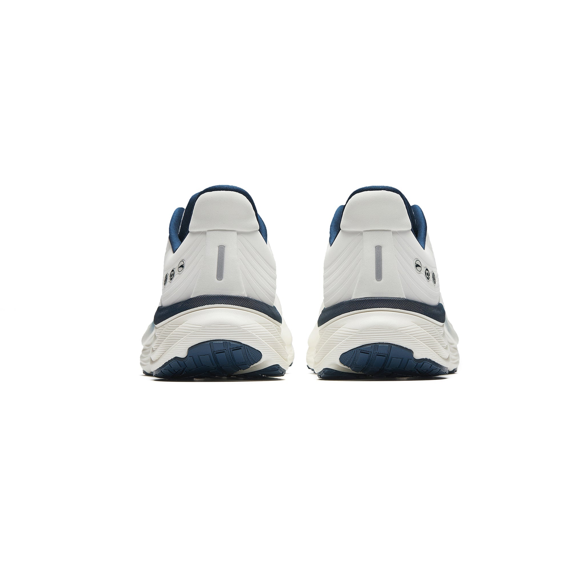 Men's ANTA PG7 2