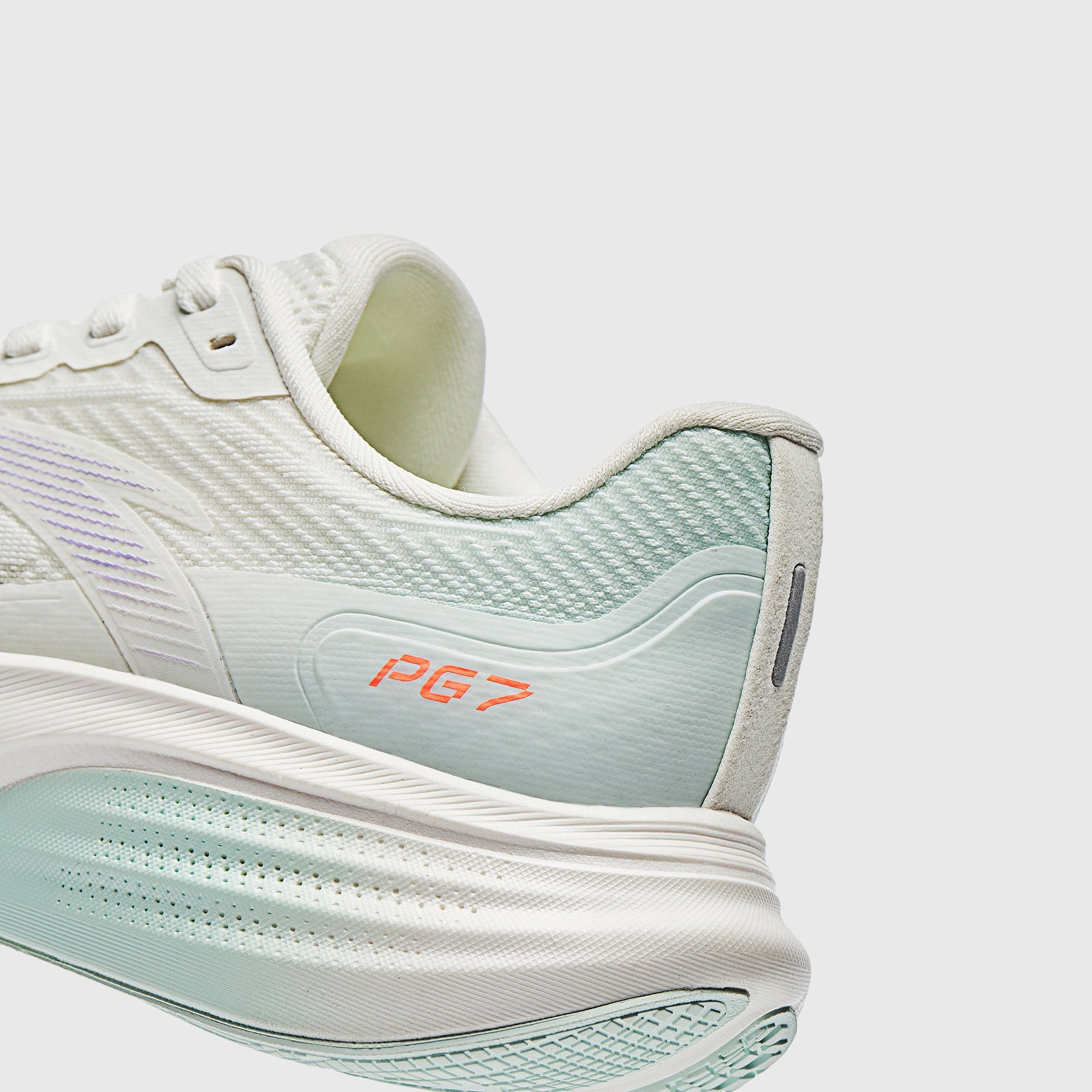 Women's ANTA PG7 3